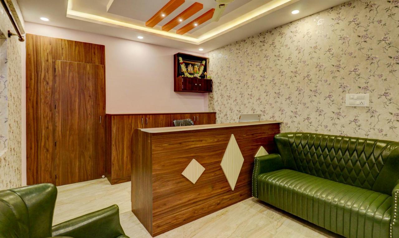 Treebo Three Street Inn Bangalore Eksteriør billede